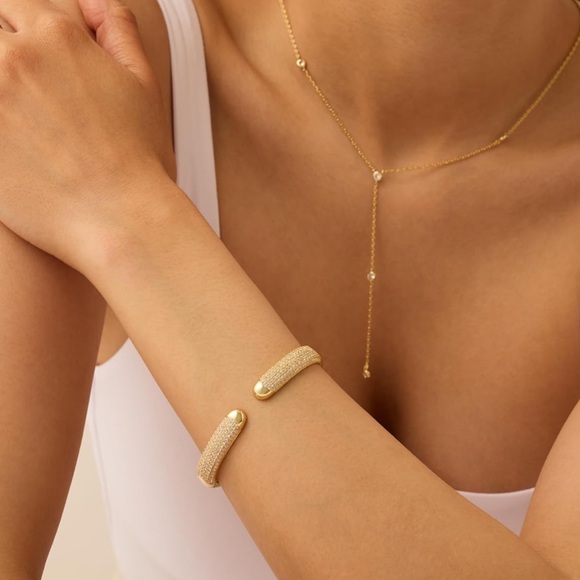 NEW 14K Gold Plated Elegant Gold Cuff Bracelet - Picture 2 of 4